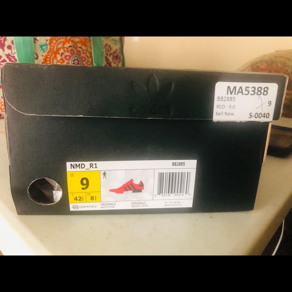 NMD_R1 Glitch Graphic Red Black - USED - Men 9